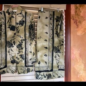 Dana Bachman Silk top, and skirt. Beautiful silk.